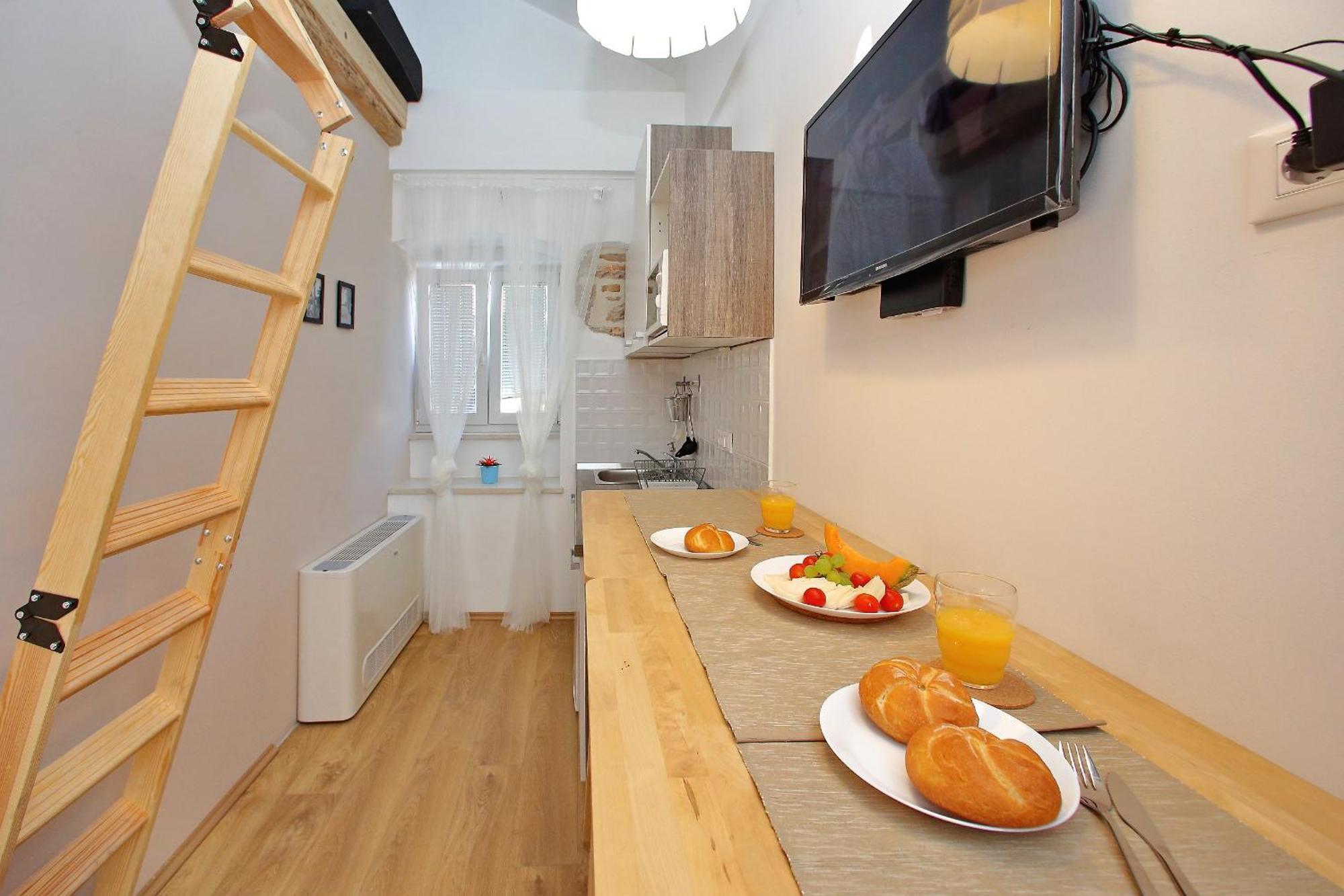 זאדאר Guverna New City Accommodation חדר תמונה